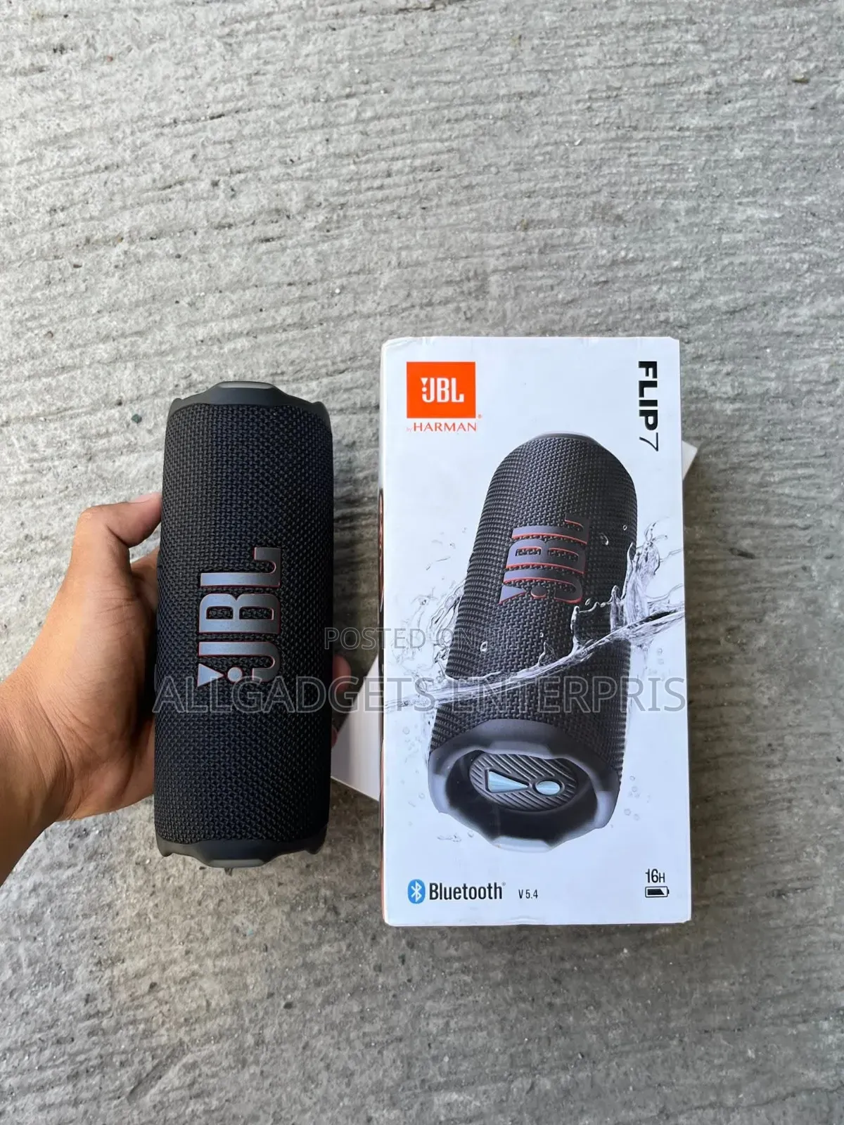 JBL Flip 7 Available