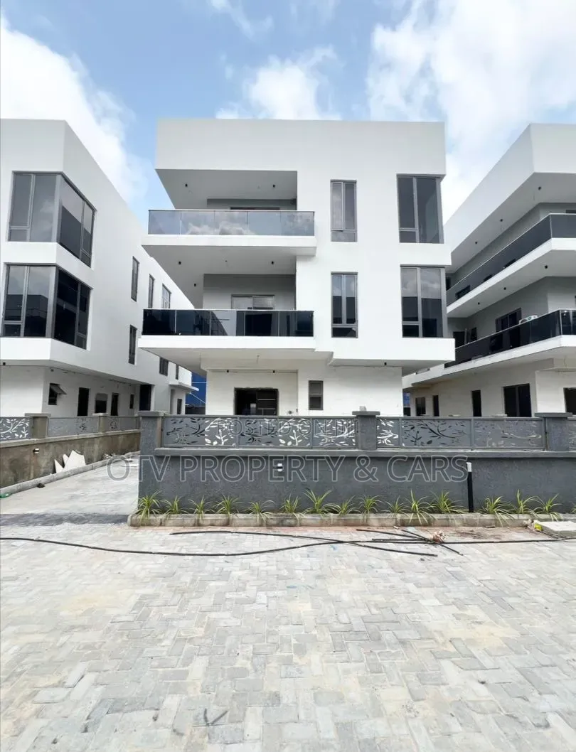 6bdrm Duplex in Old Ikoyi for sale