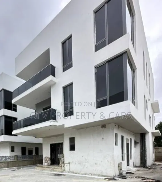 6bdrm Duplex in Old Ikoyi for sale