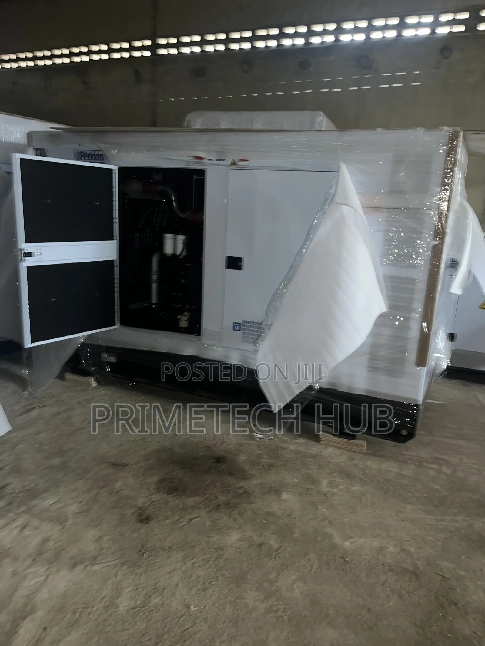 Efficient 200kva Perkins Generator With 3 Phase Output