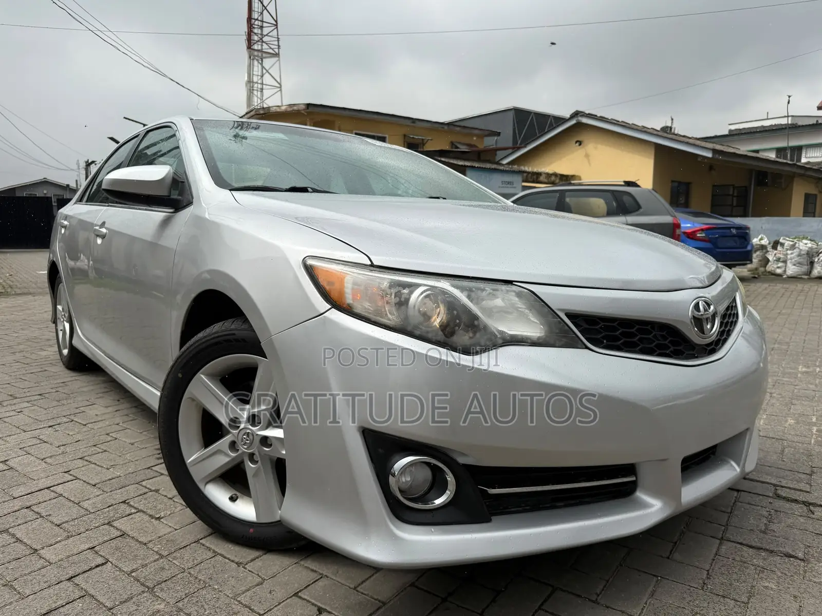 Toyota Camry SE 4dr Sedan (2.5L 4cyl 6A) 2014 Silver