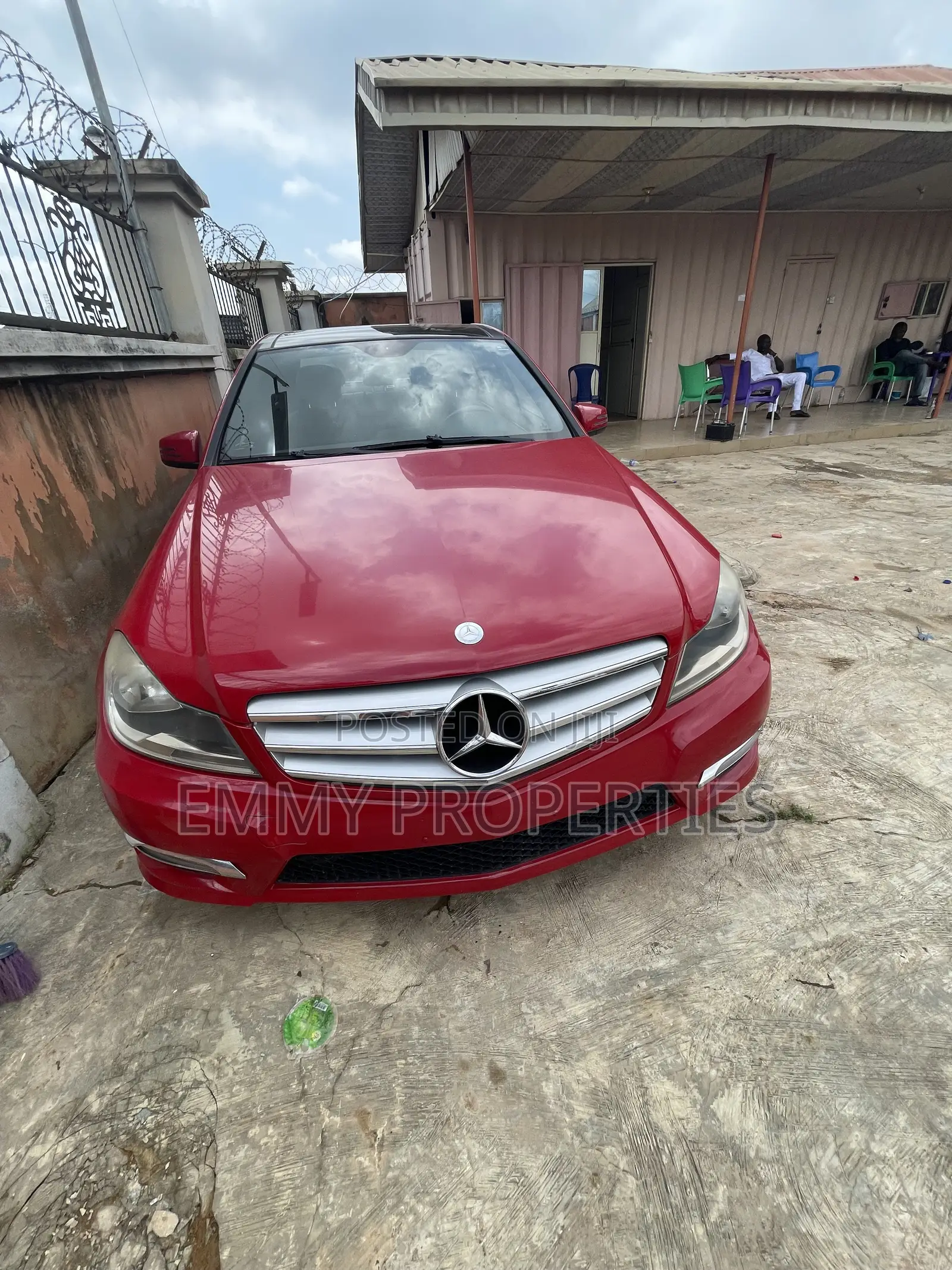 Mercedes-Benz C300 2013 Red