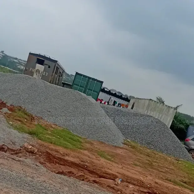 20tons of Granite and Sharp Sand and Plaster Sand