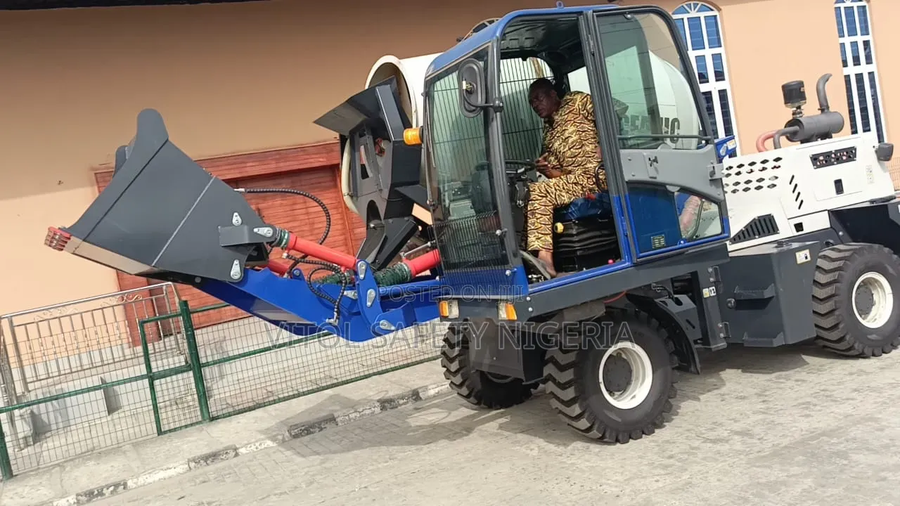 3.5cubic Oceanic Mobile Selfloading Concrete Mixer Truck