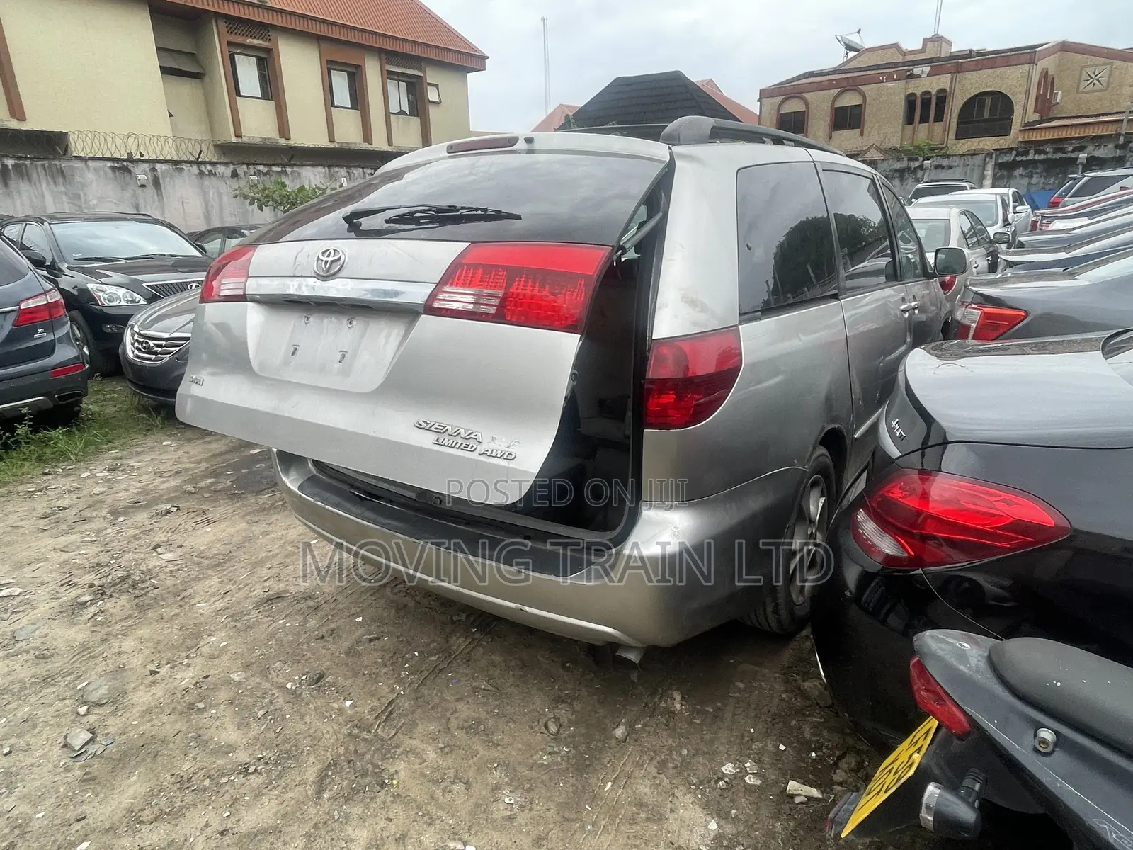 Toyota Sienna XLE 2005 Silver