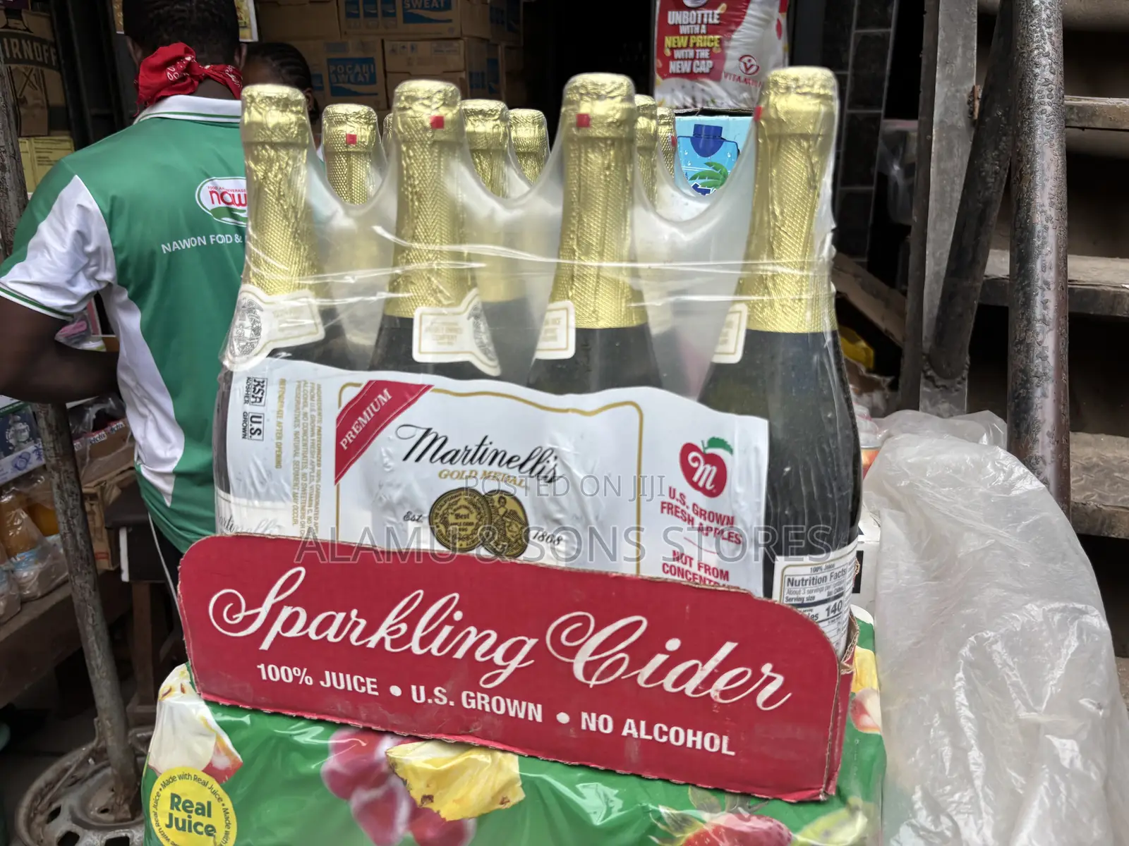 Martinellis Sparkling Cider