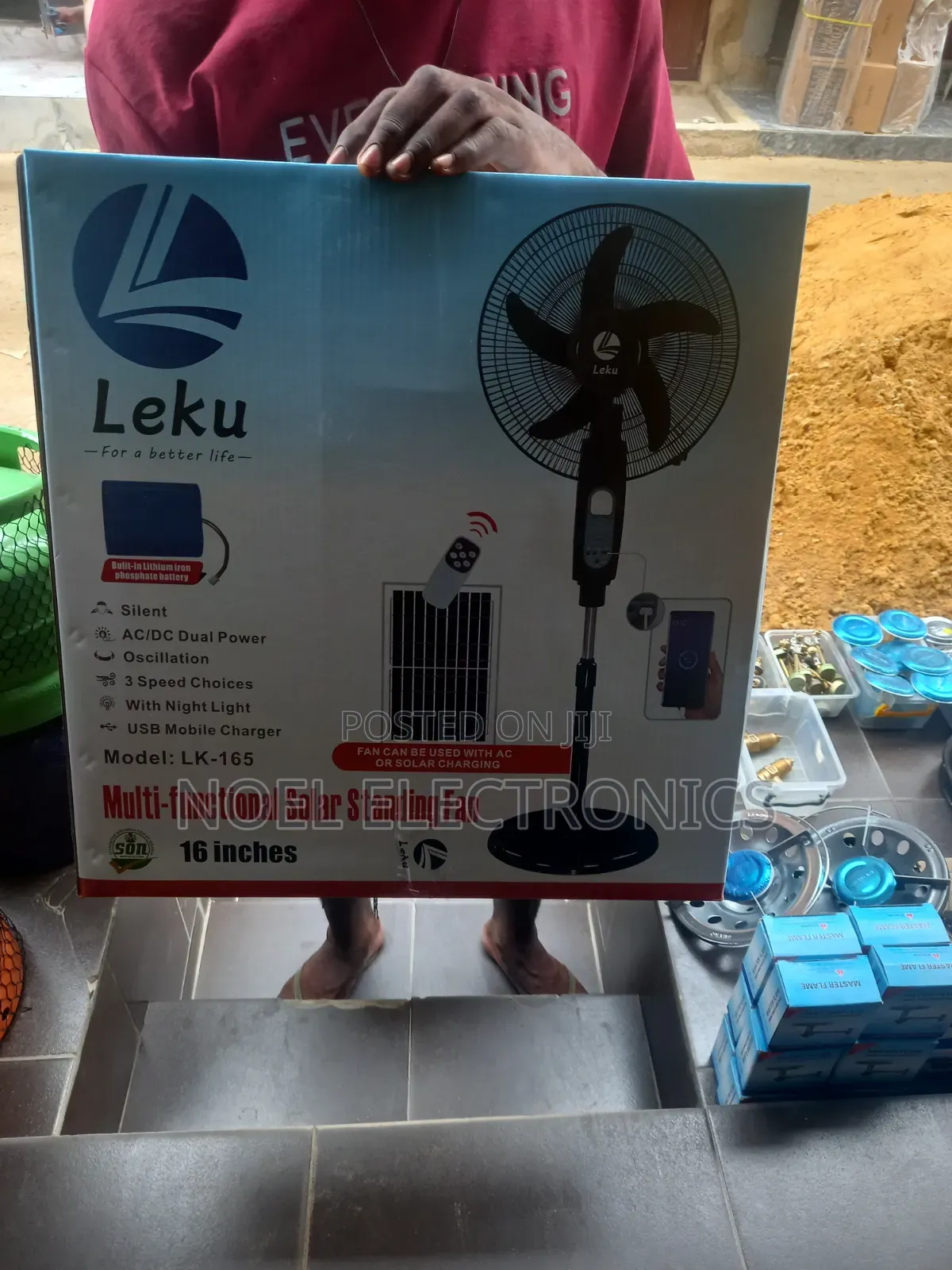 Leku Multifunctional 16 Inch Solar Fan With Bluetooth Speaker