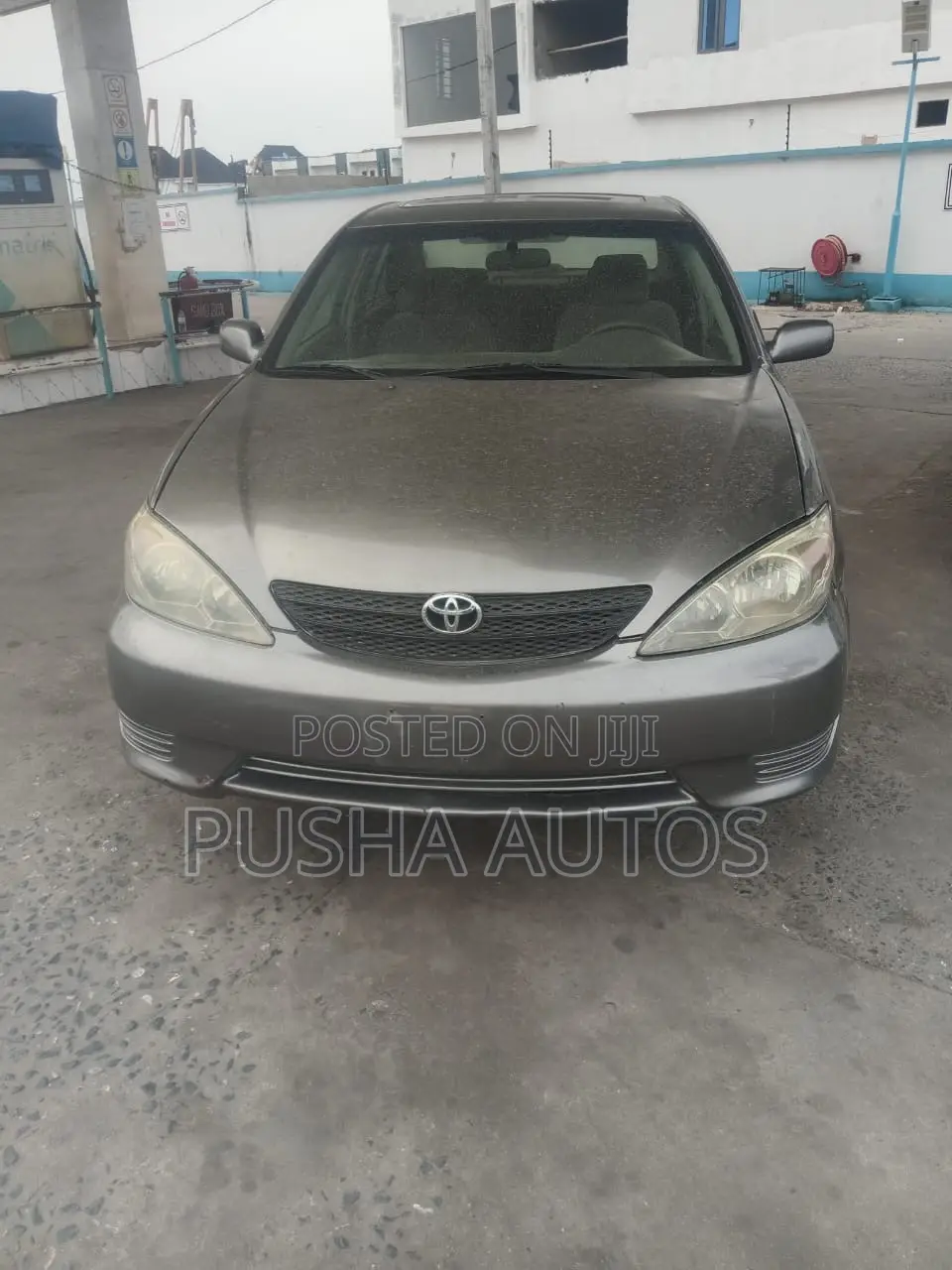 Toyota Camry 2004 Gray