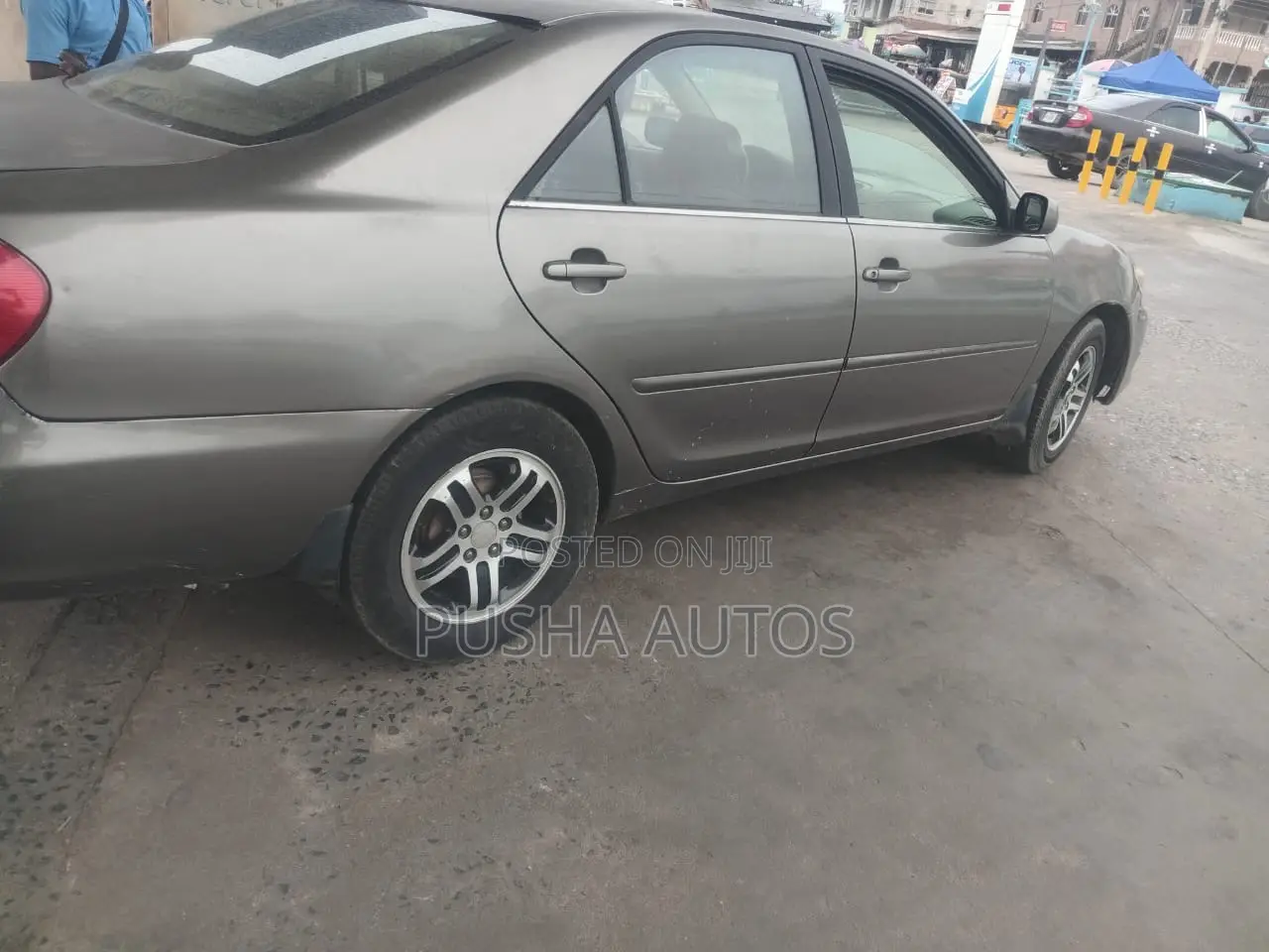 Toyota Camry 2004 Gray
