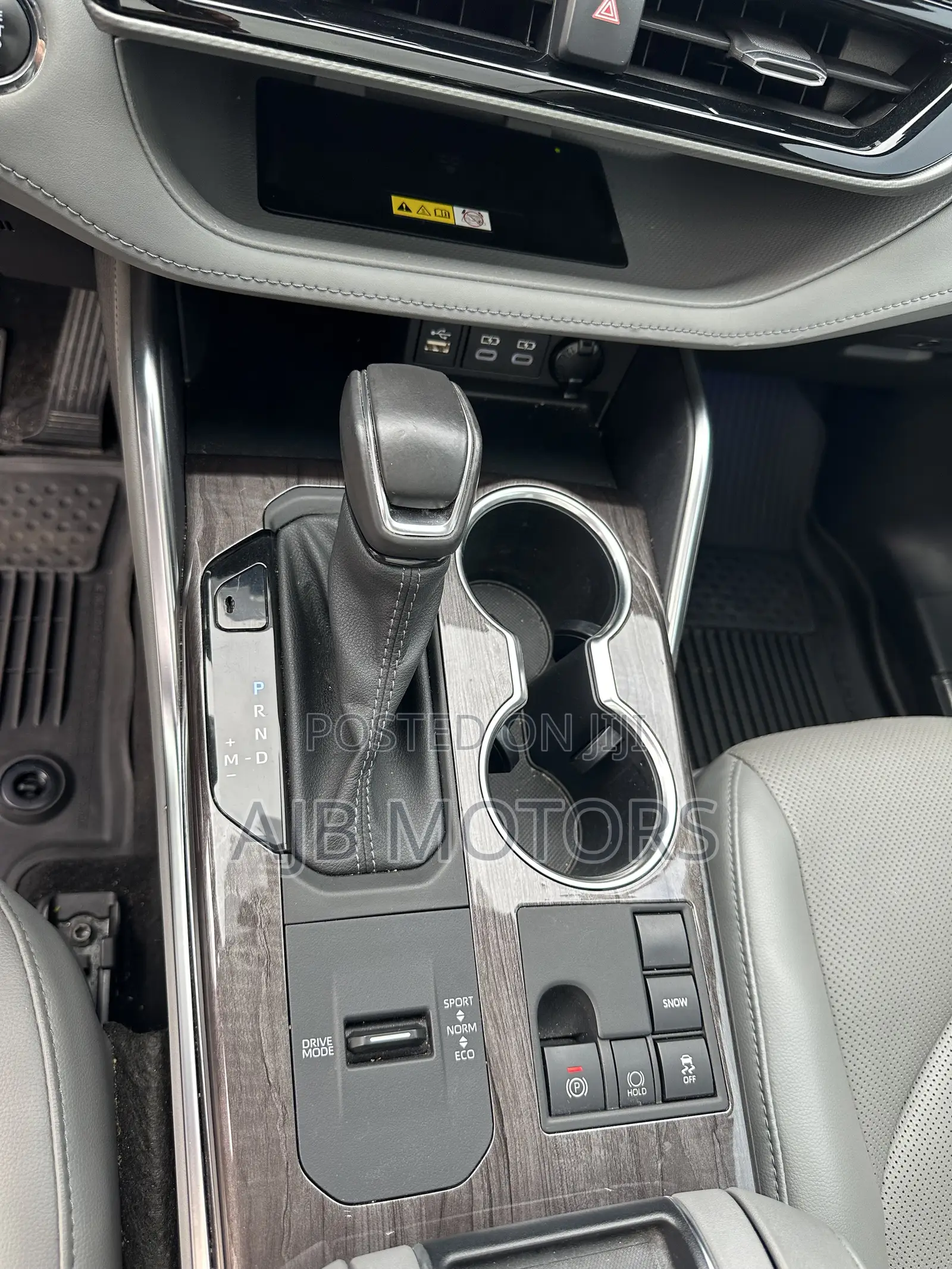 Toyota Highlander Platinum FWD 2024 Gray