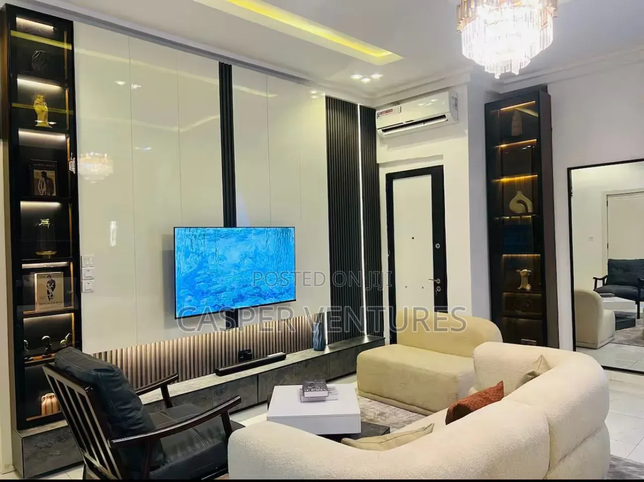 Luxurious Aesthetic Apartment