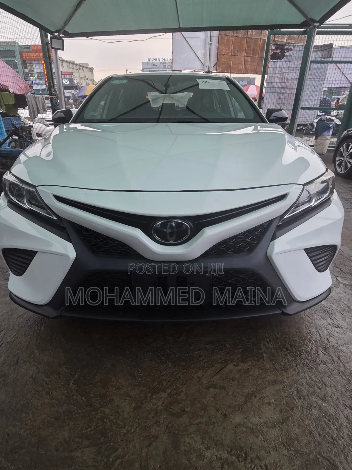 Toyota Camry 2019 White