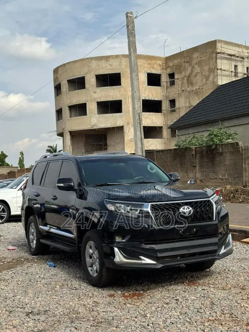 Toyota Land Cruiser Prado 2014 Black