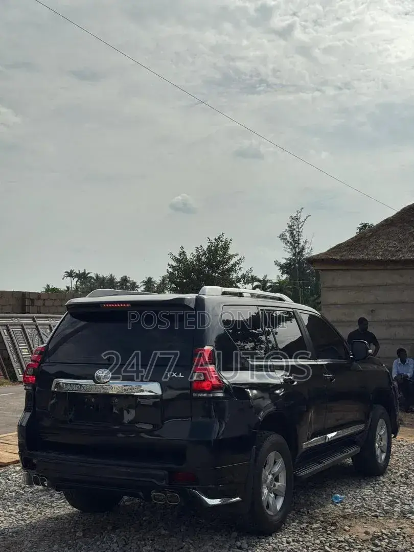 Toyota Land Cruiser Prado 2014 Black