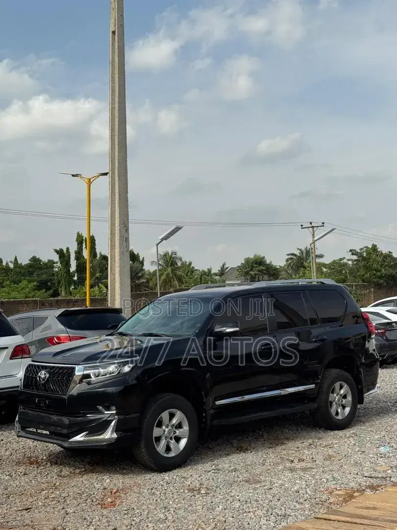 Toyota Land Cruiser Prado 2014 Black