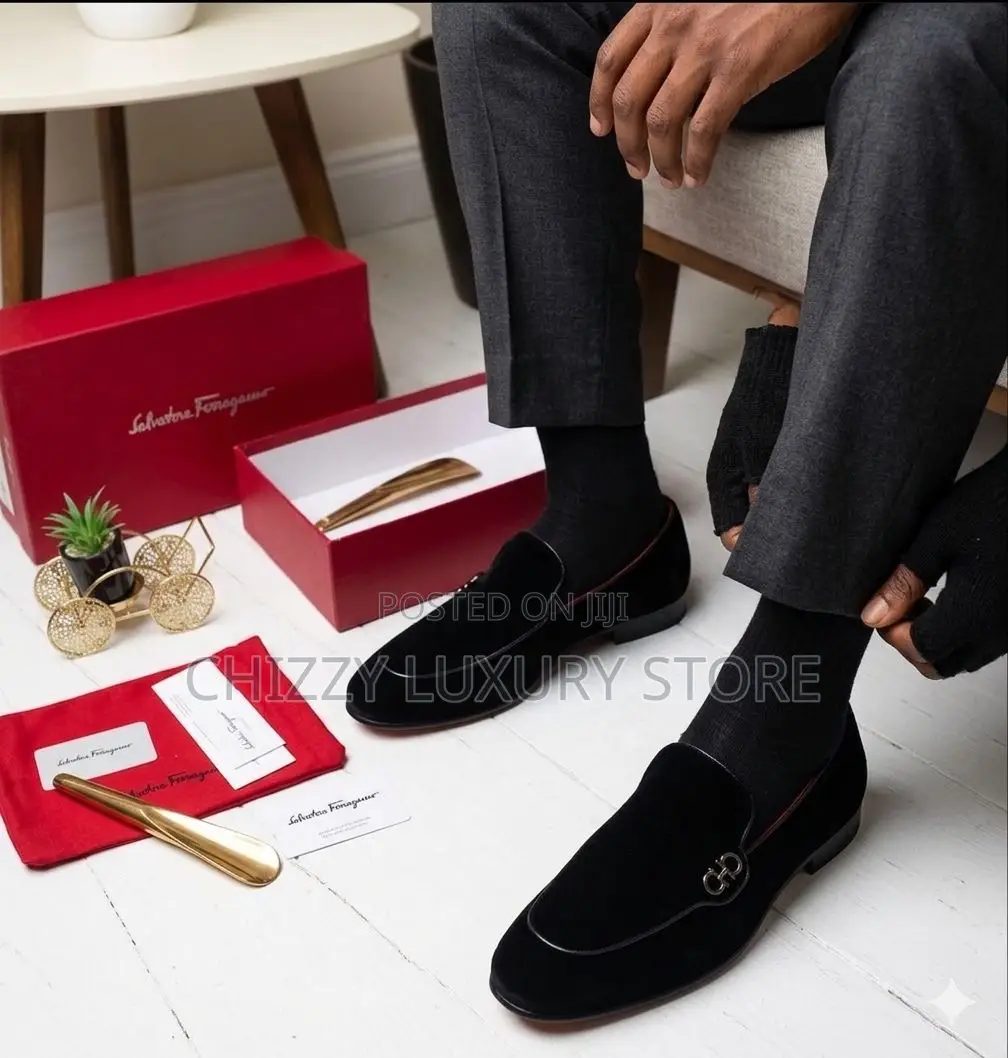 Ferragamo Quality Luxury Suede Shoe
