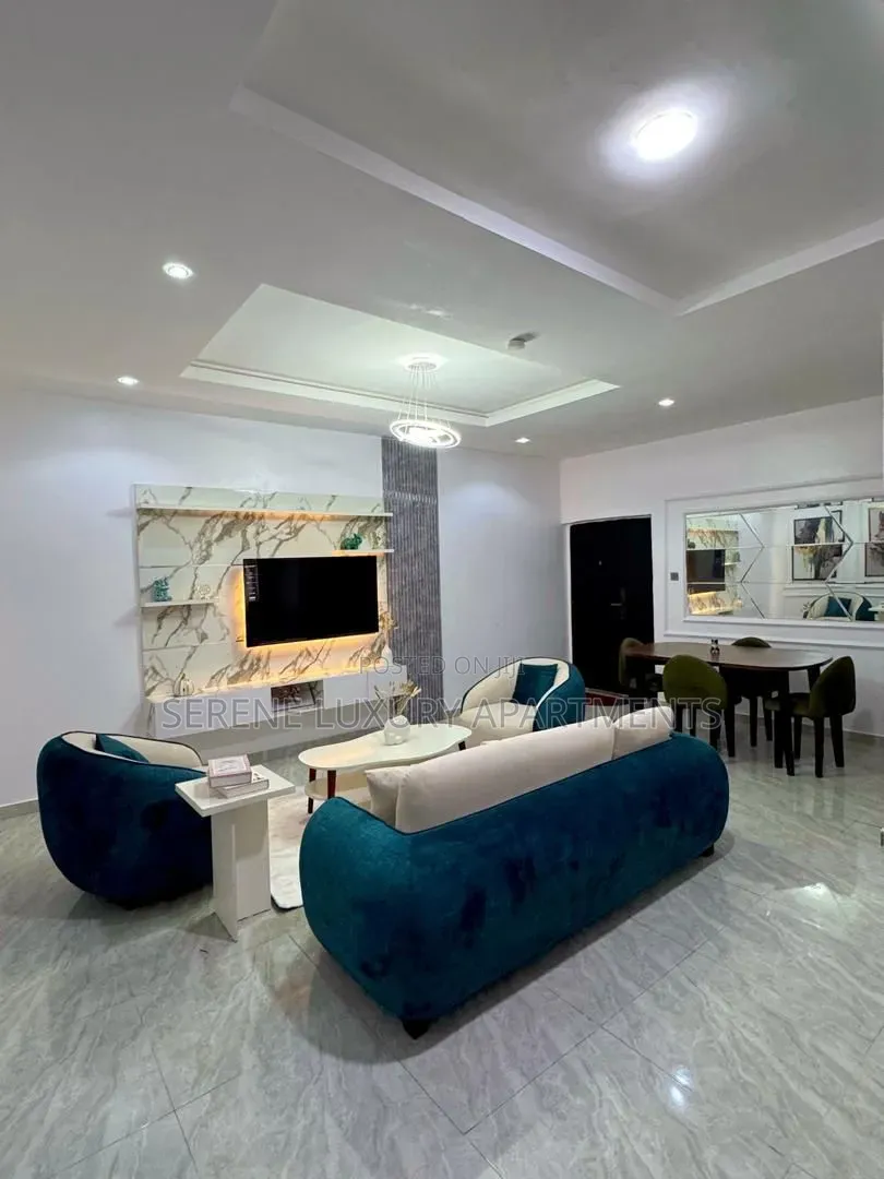 Luxury 2bedroom Apartment With Balcony in Surulere