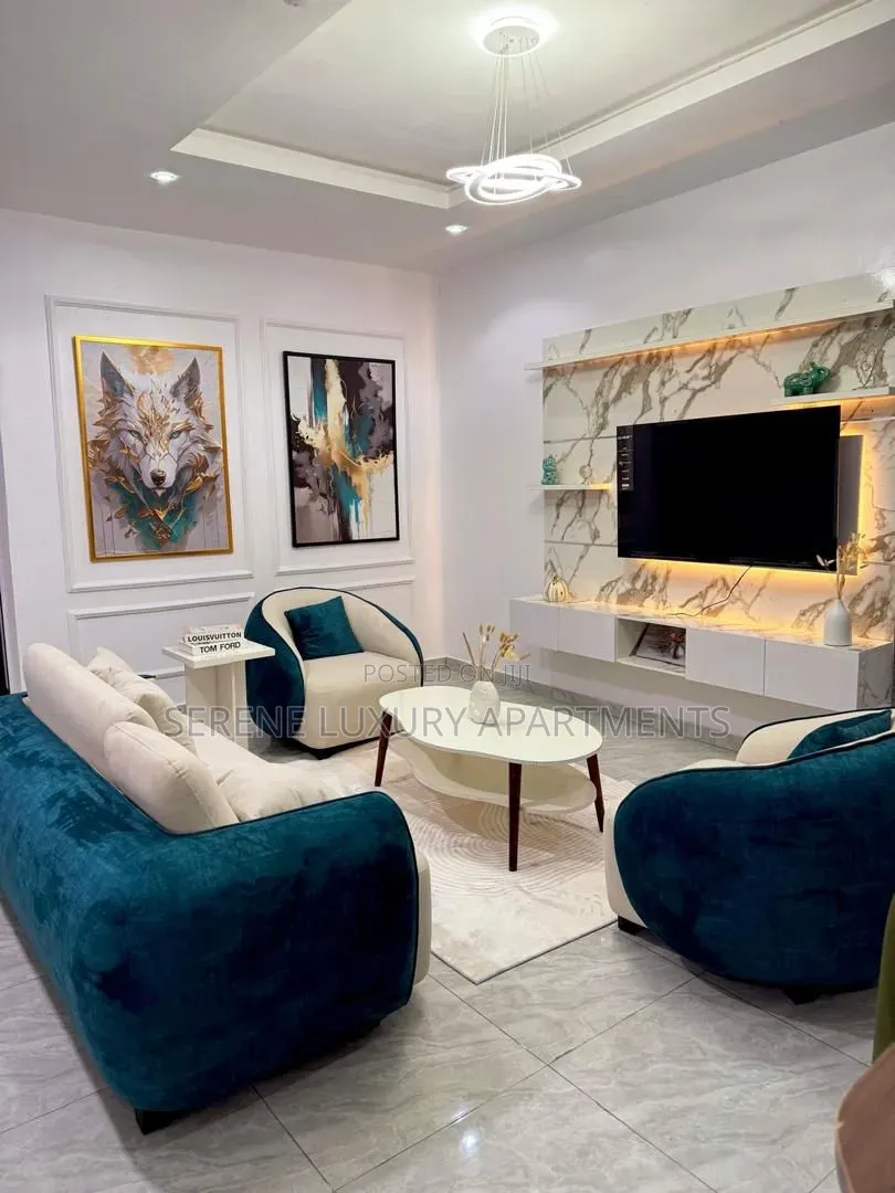 Luxury 2bedroom Apartment With Balcony in Surulere