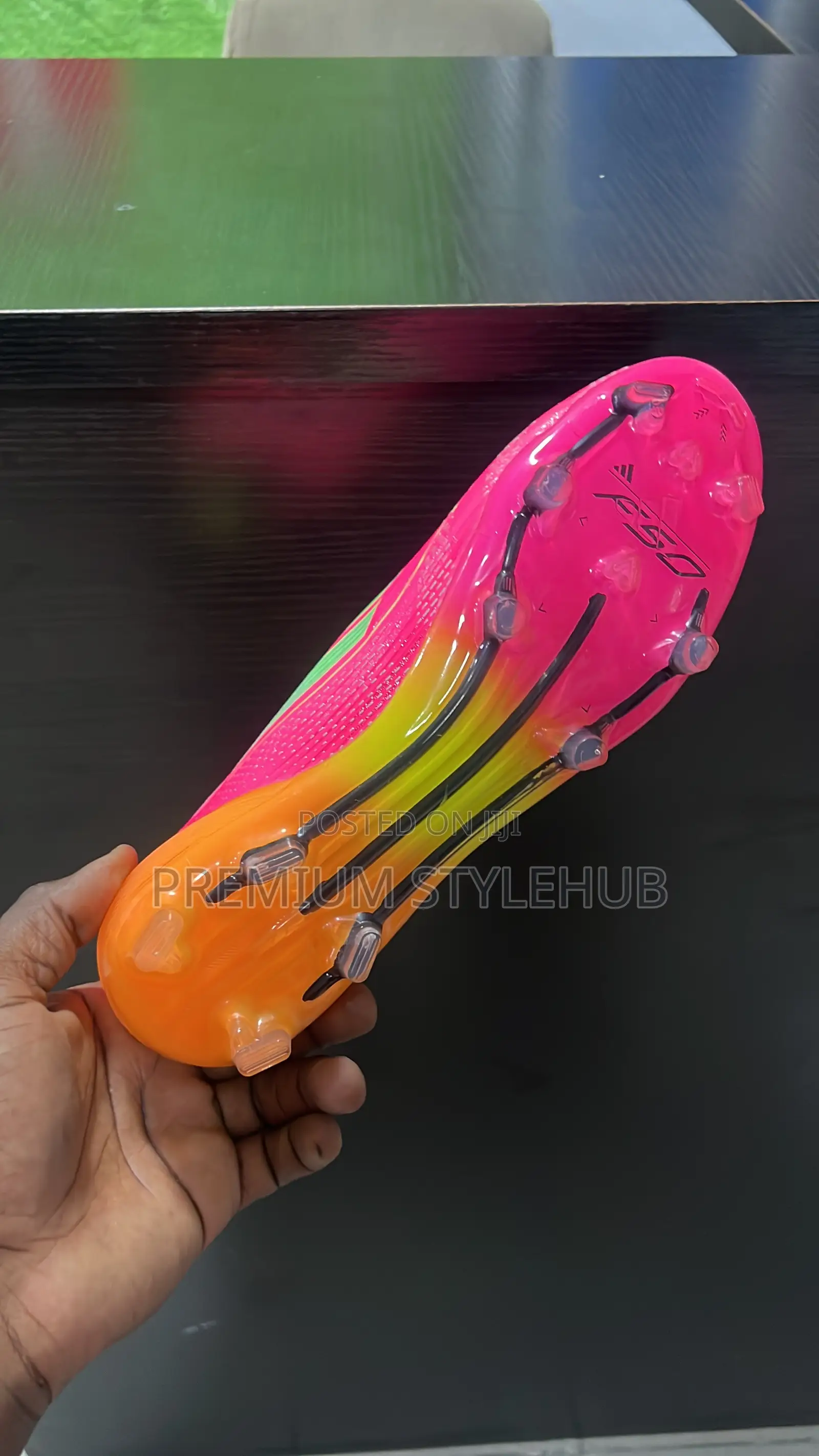 F:50 Pink Football Boots