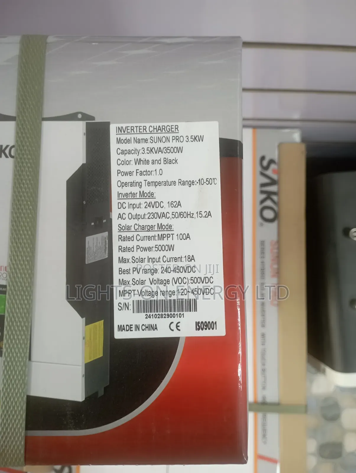 Sako 3.5kva 24v Hybrid Inverter