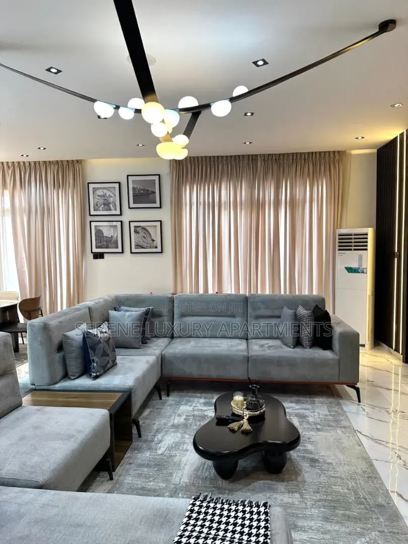 Luxury 3bedroom Penthouse With Private Cinema Bathtub Ps5 and Pool