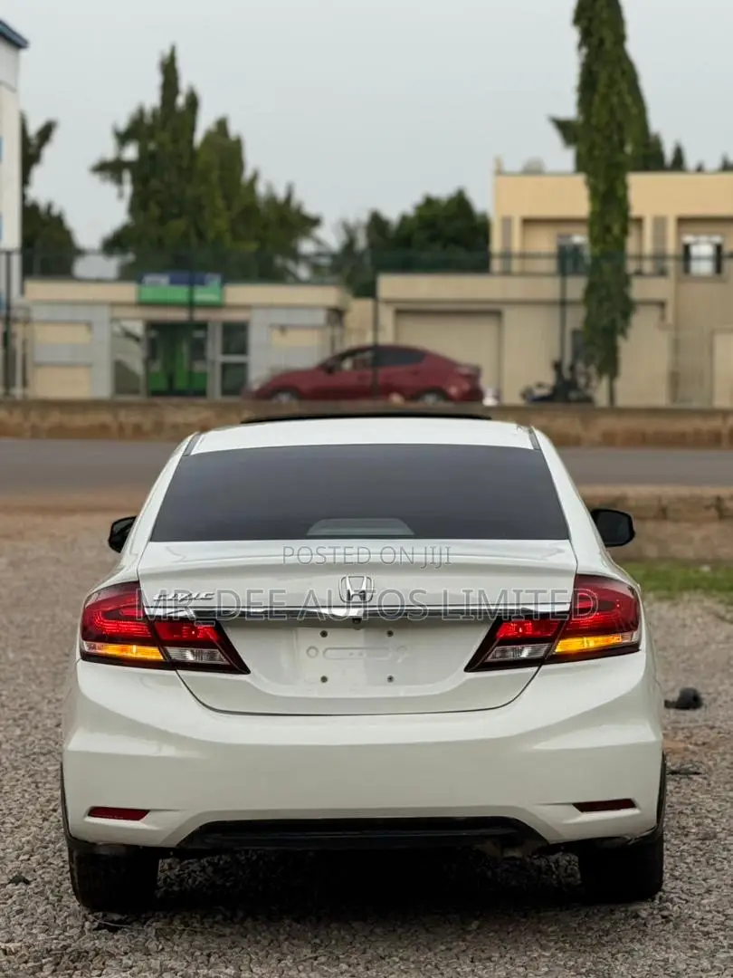 Honda Civic 2014 White