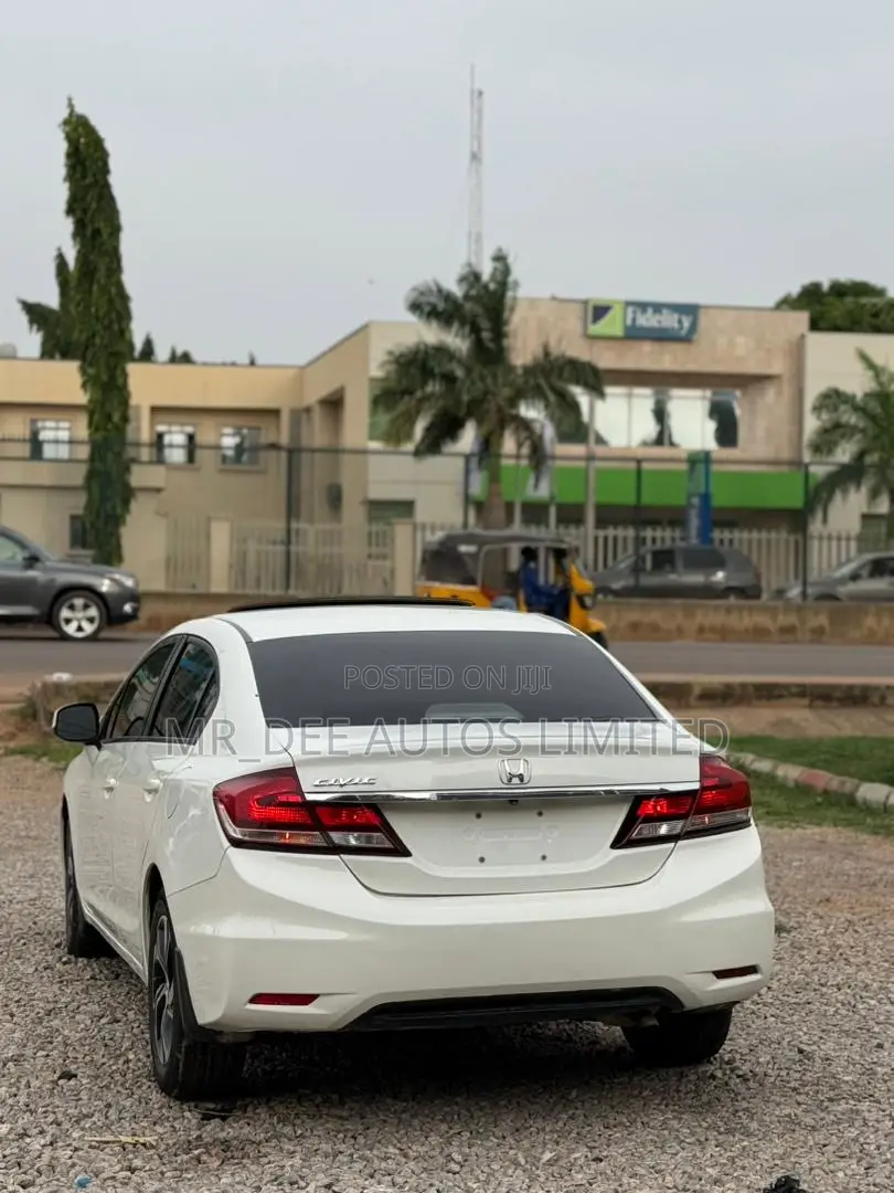 Honda Civic 2014 White