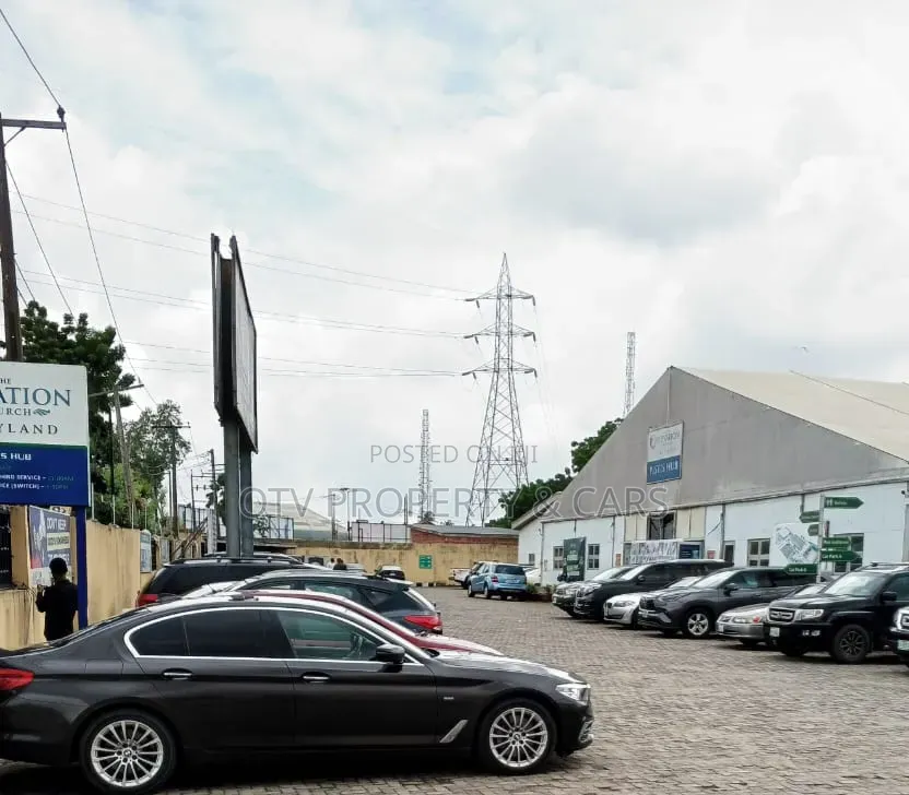 Commercial Prime Land Measuring, 5,700sqm With Demolisable Building