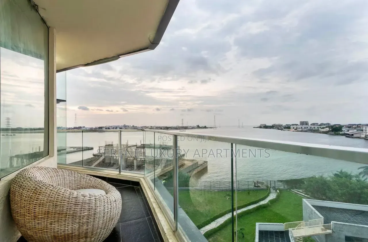 3bedroom Waterfront Apartment With Ps5 Pool Gym and Balcony