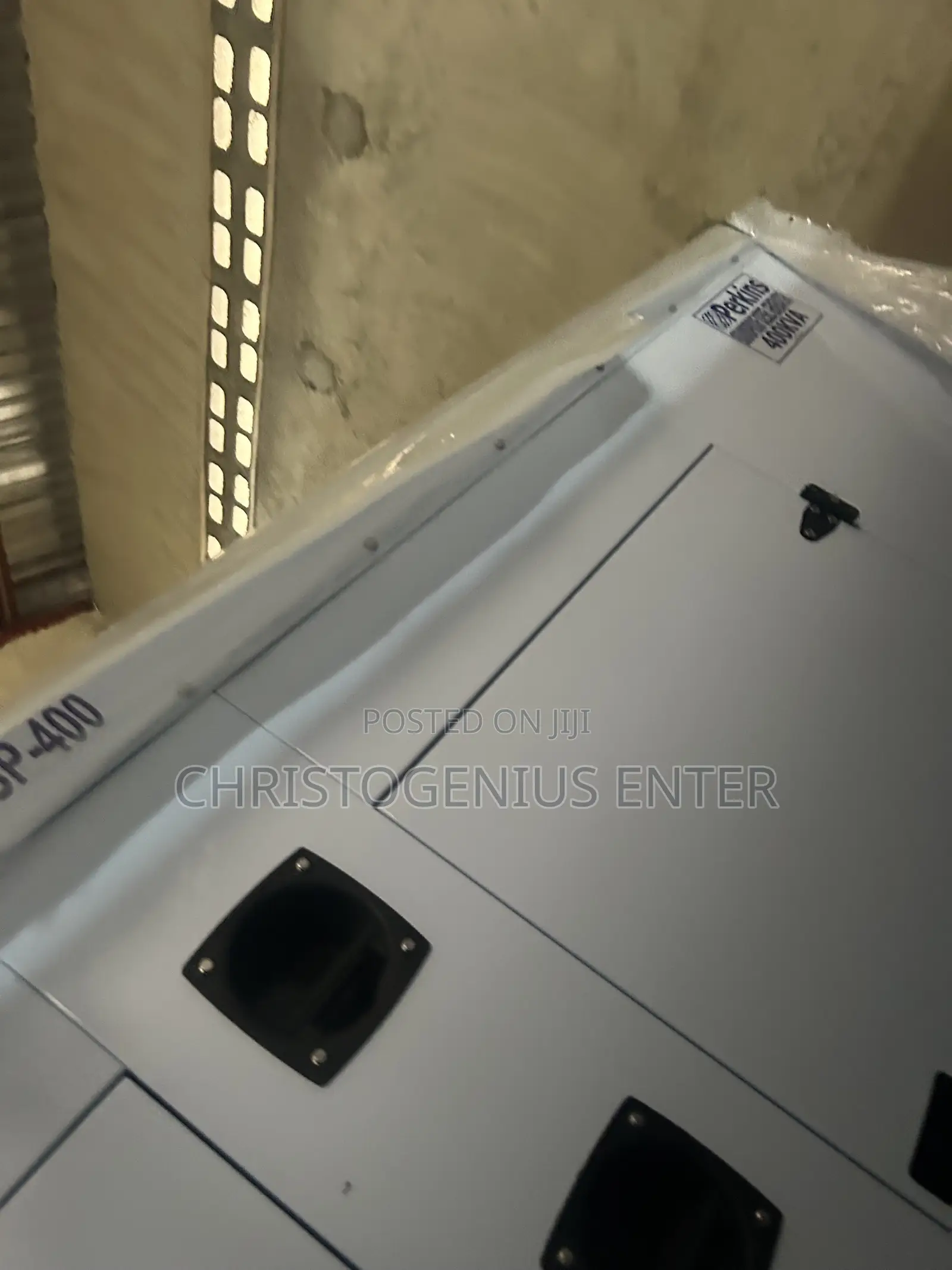 400kva Perkins Soundproof Generator Set