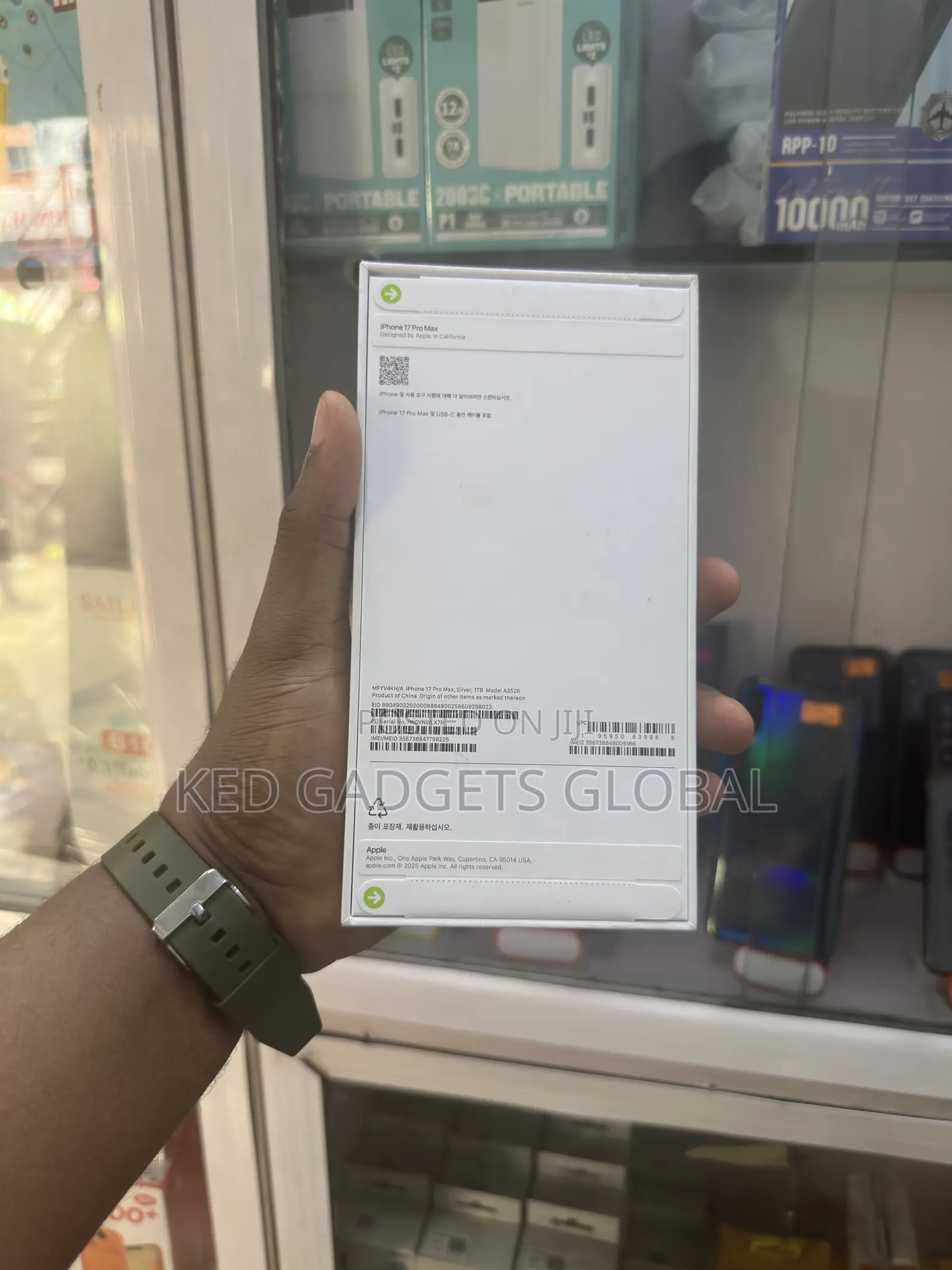 New Apple iPhone 17 Pro Max 1 TB White