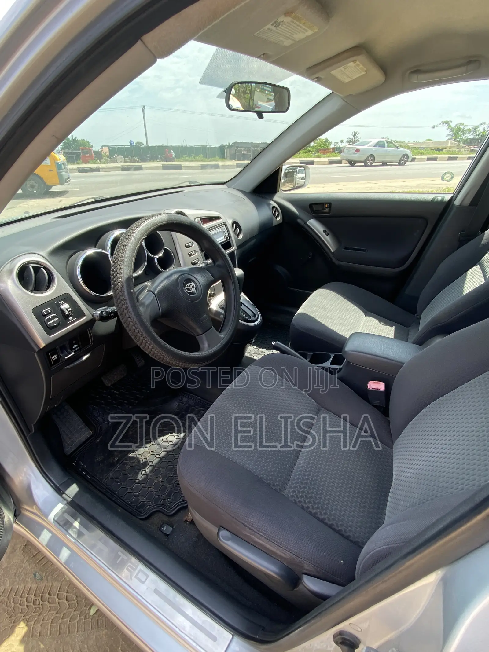 Toyota Matrix 2006 Silver