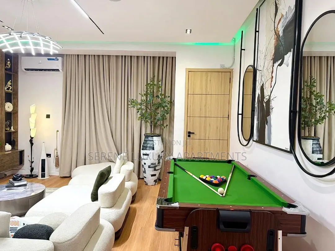 Luxury 2bedroom Apartment With Ps5 Balcony and Snooker Board