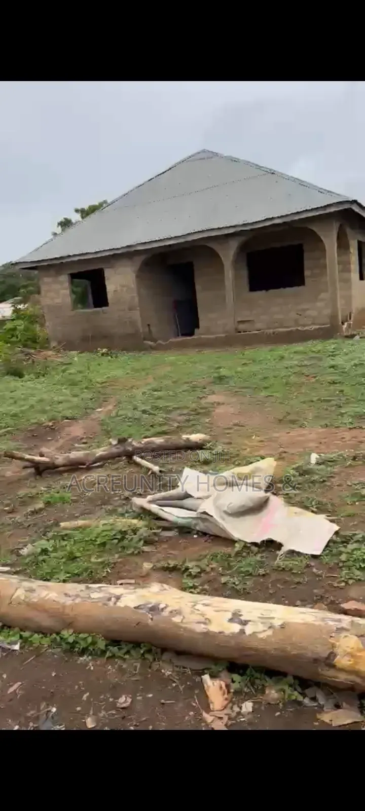 7bdrm House in Oja Agbe, Iseyin for sale
