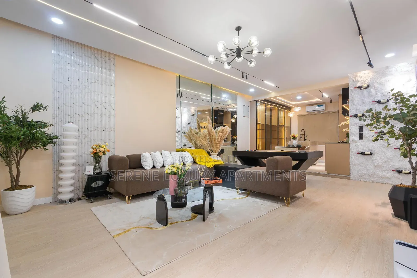 Cozy 2bedroom Apartment With Pool Snooker, Sound Bar, Elevator