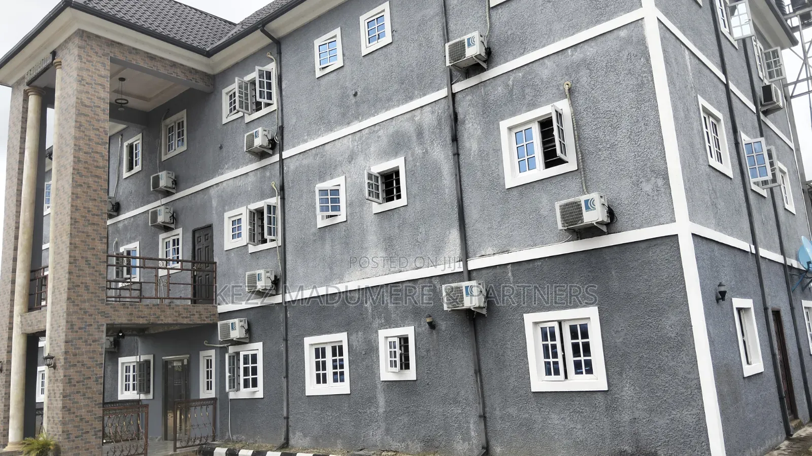 For Sale : 20 Rooms Hotel at Rumualogu, Ph