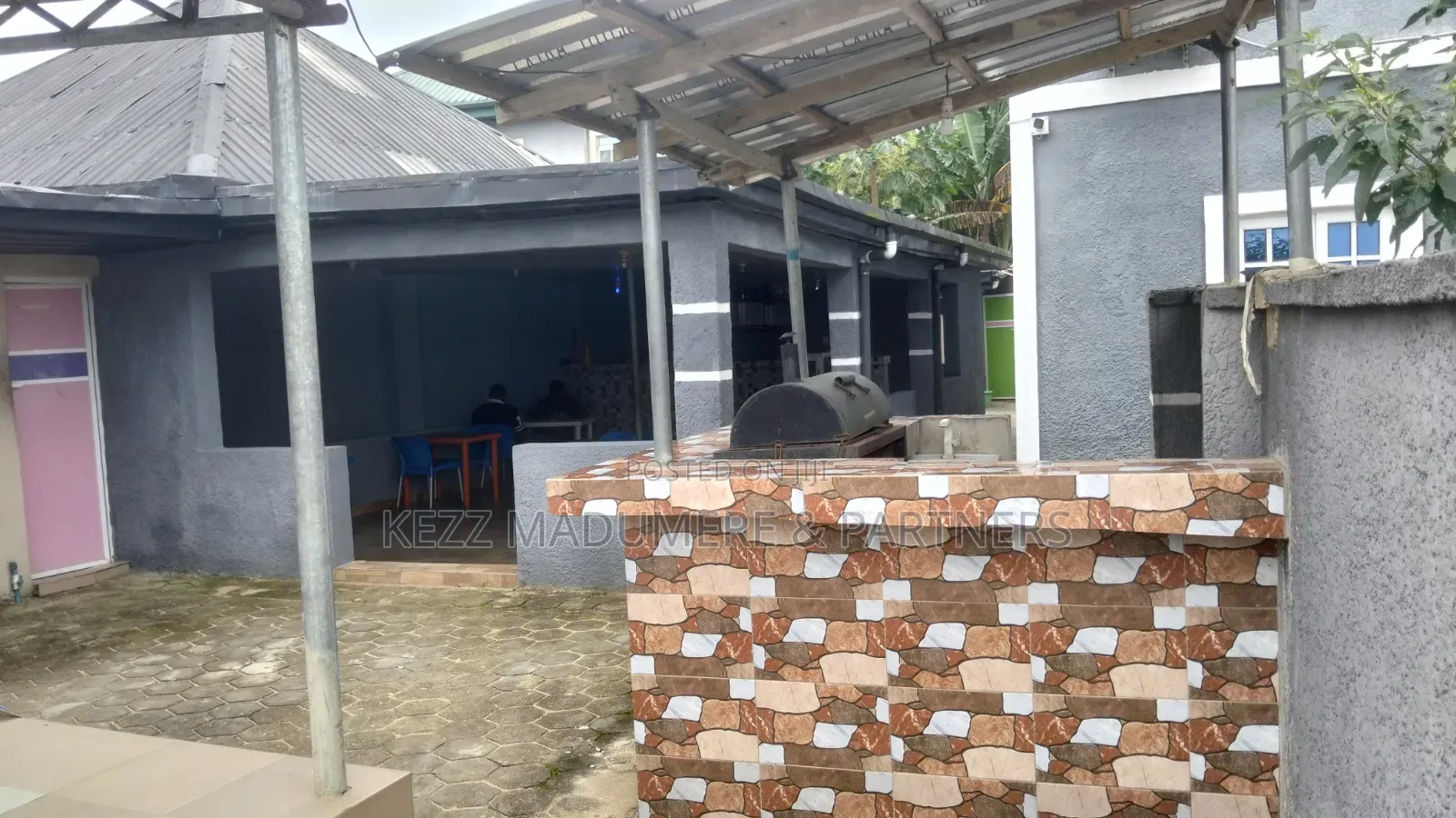 For Sale : 20 Rooms Hotel at Rumualogu, Ph