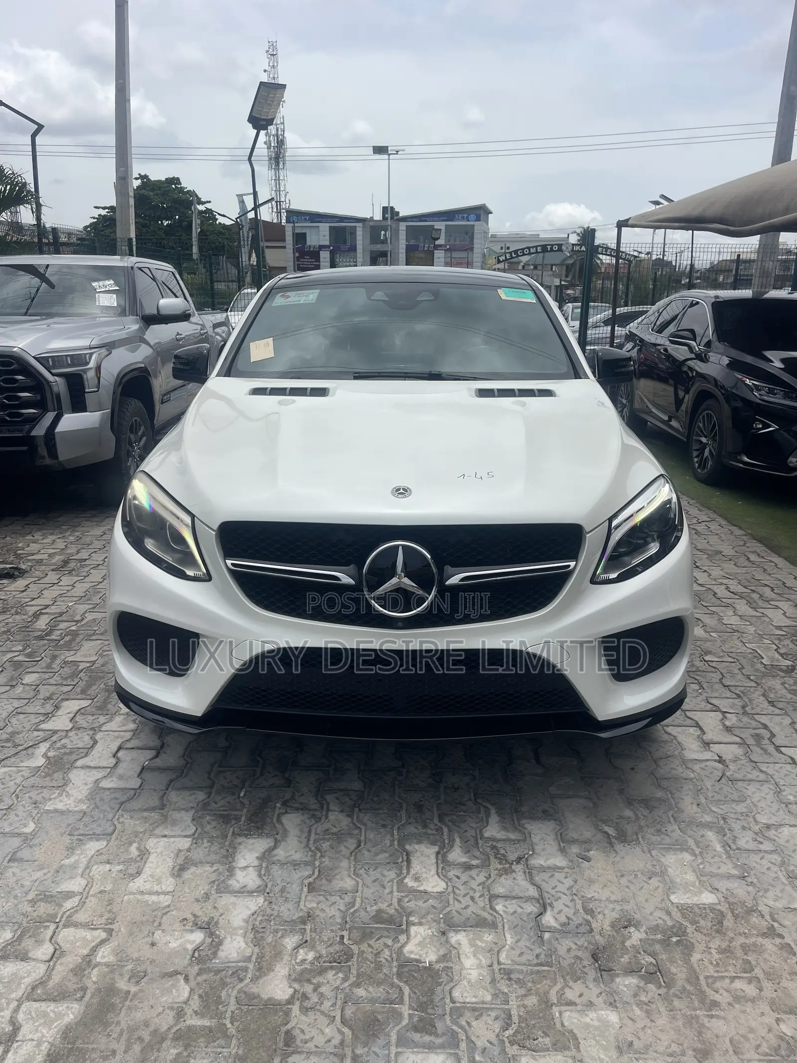 Mercedes-Benz GLE-Class AMG GLE 43 4MATIC 2019 White