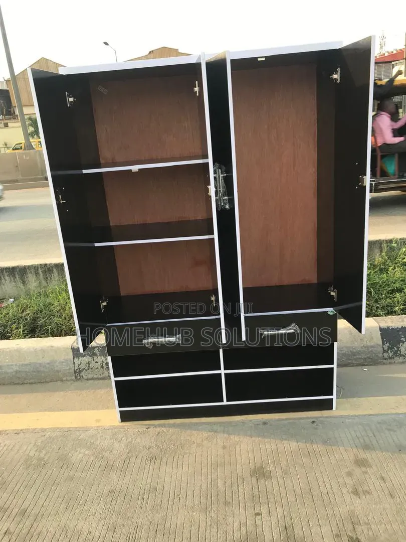 Brand New 4by6 Ft Wardrobe