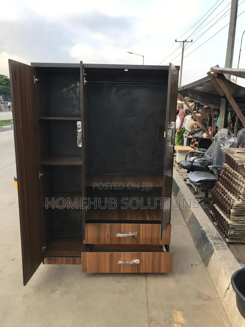 Brand New 4by6 Ft Wardrobe