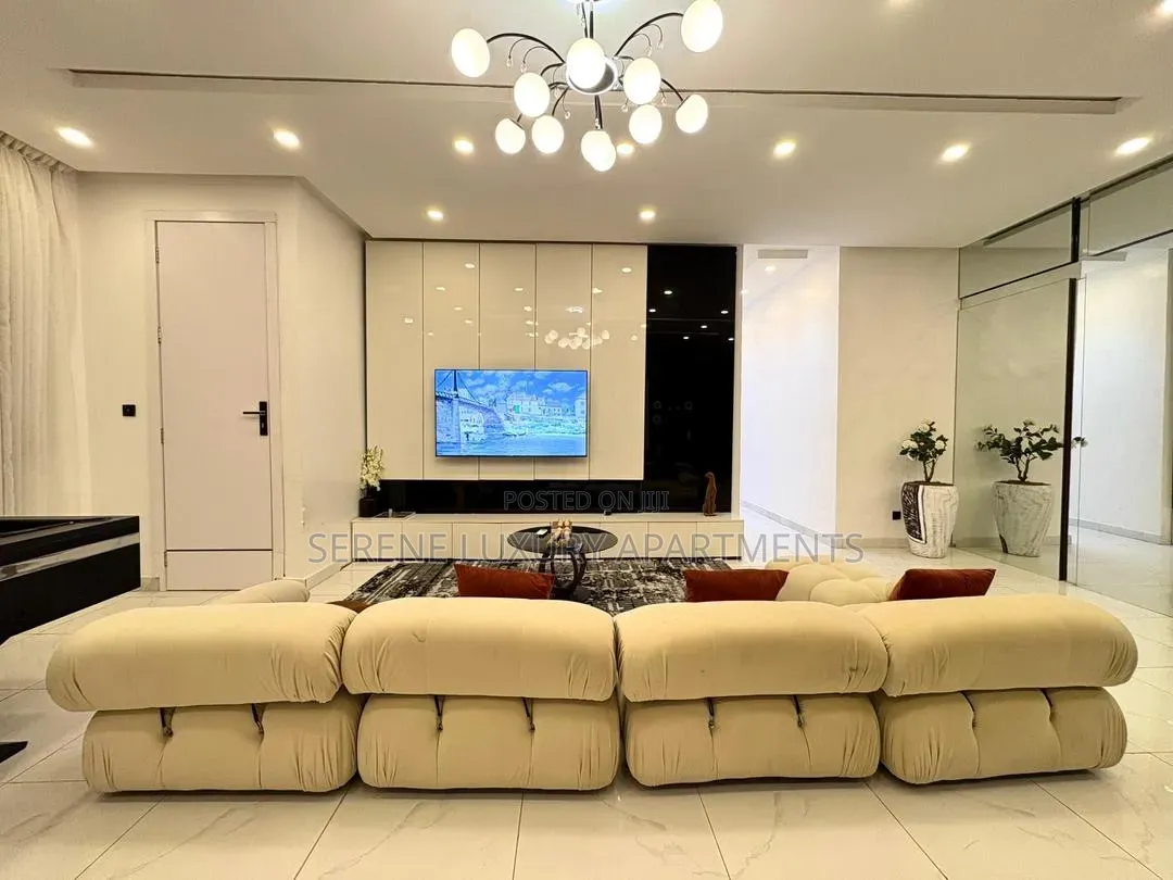 Luxury 3bedroom Apartment With Swimming Pool Gym Ps5 and Snooker