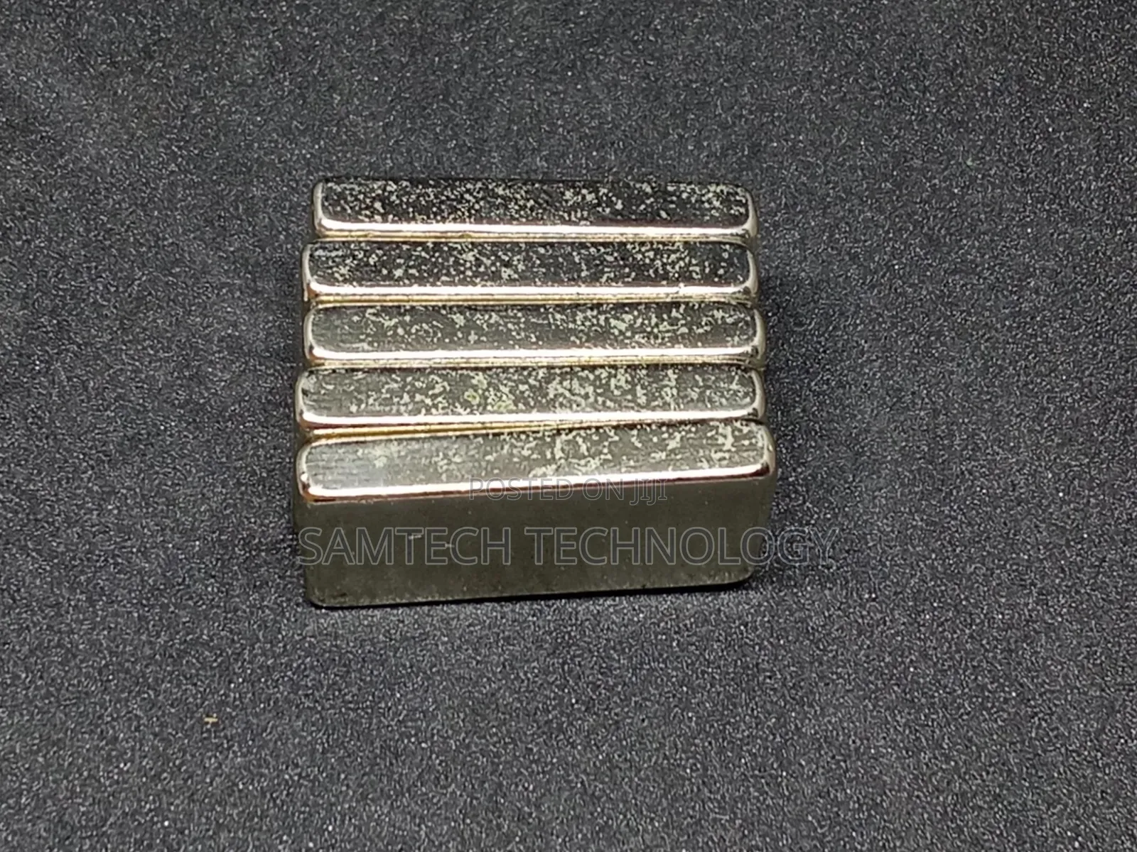 Neodymium Magnet (22mmx10mmx5mm)
