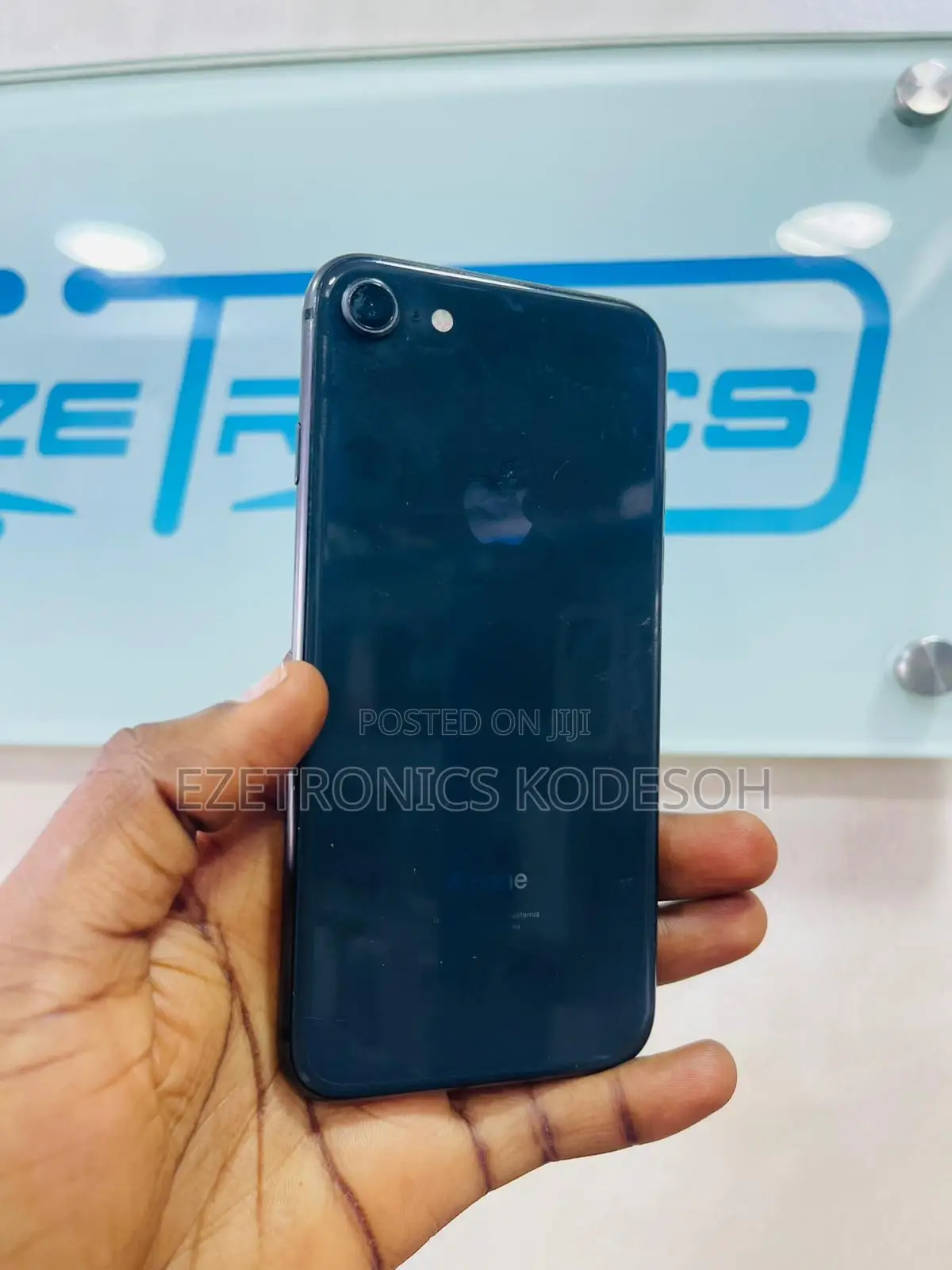 Apple iPhone 8 64 GB Black