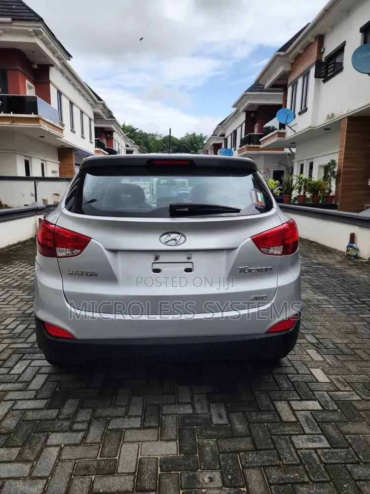 Hyundai Tucson 2013 Silver