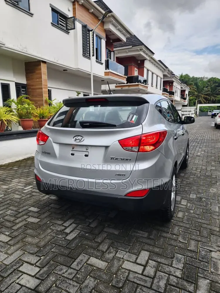 Hyundai Tucson 2013 Silver