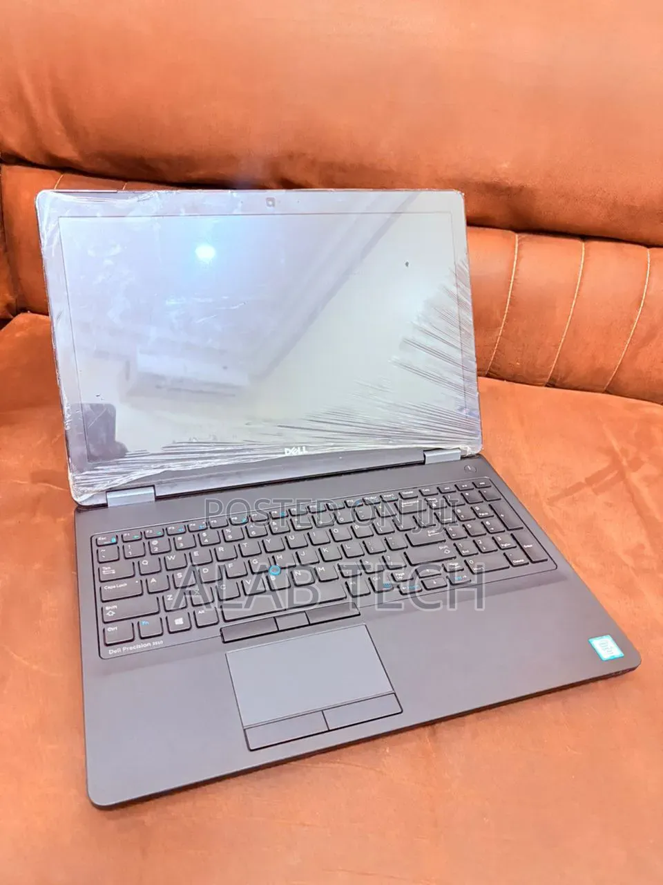 Laptop Dell Latitude 3510 8GB Intel Core i7 SSD 128GB