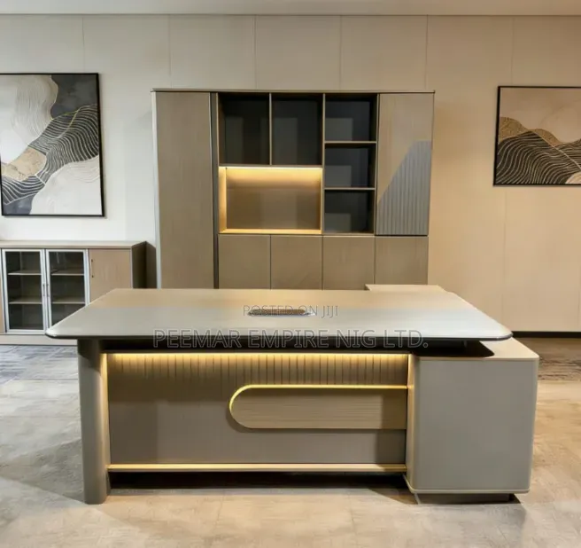 Unique Classic Imported 2meters Office Table