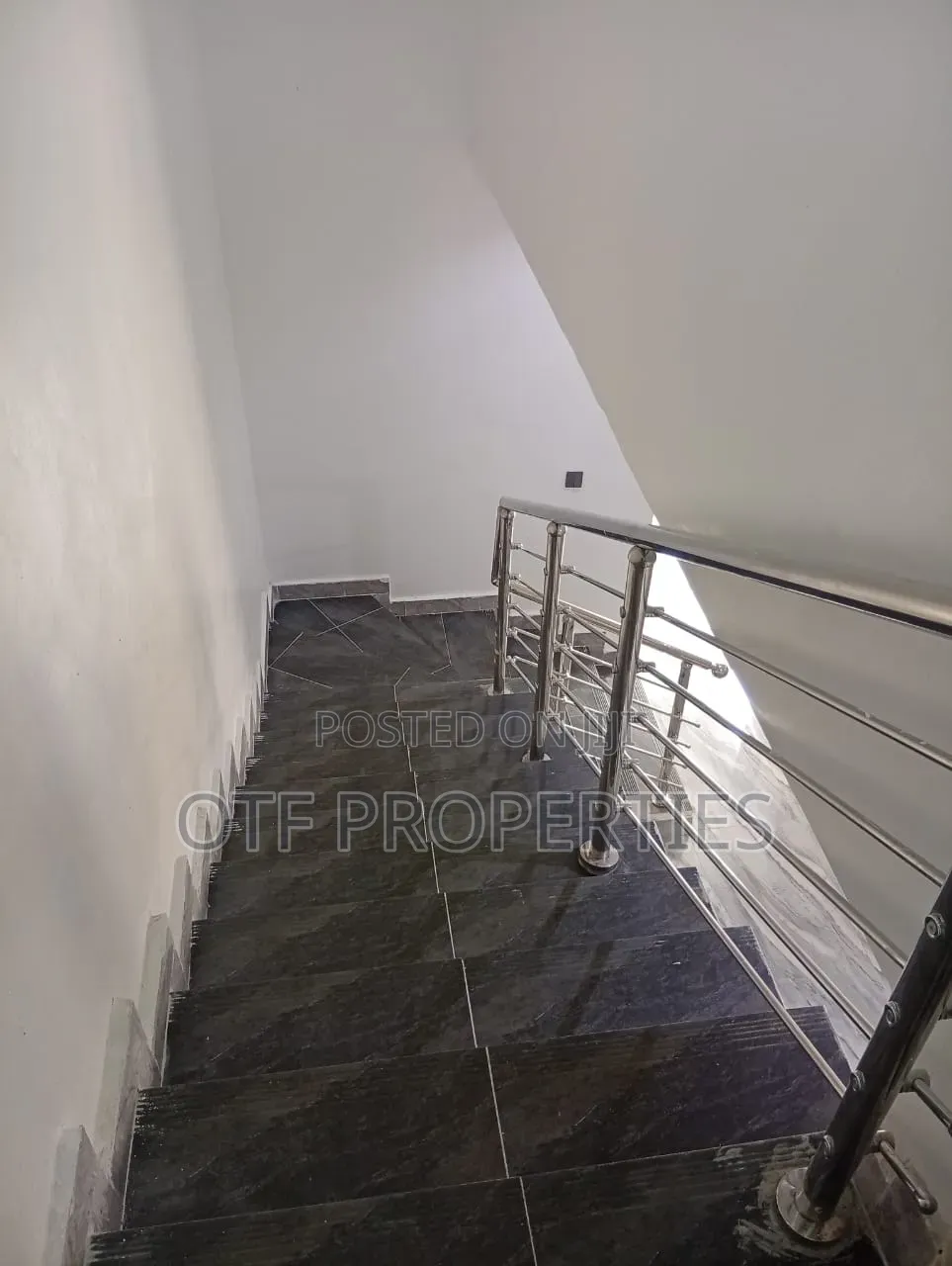 2bdrm Duplex in Fo1,, Kubwa for sale