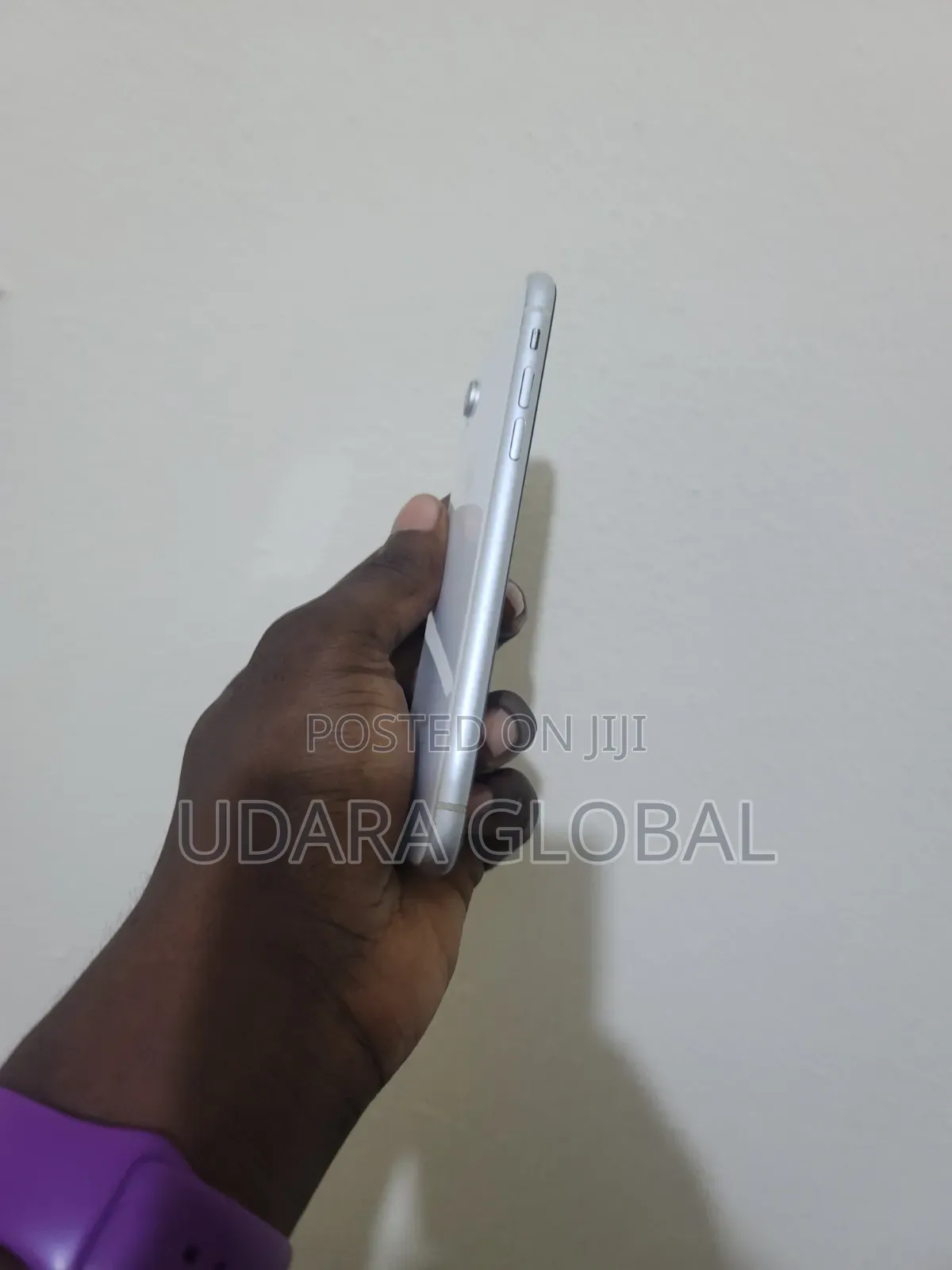 Apple iPhone XR 64 GB White