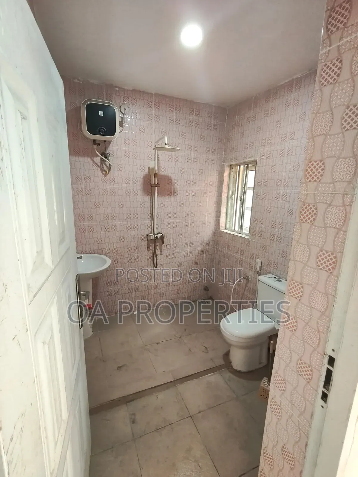 4bdrm Duplex in Omotunde Estate, for rent